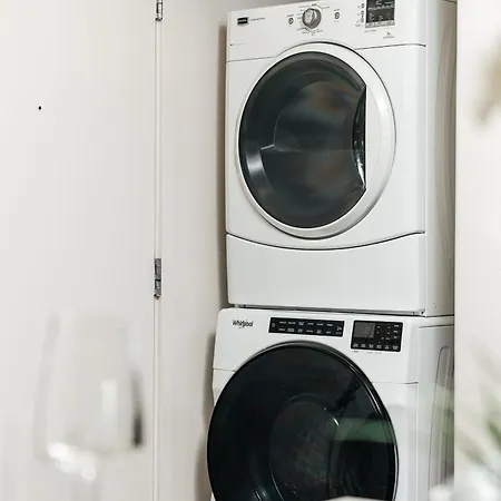 Stylish Vibes 1Bd In Weho-2
